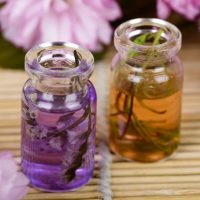 What are the oils used to remove stretch marks?